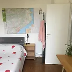 Chambre Ensoleillee Et Lumineuse